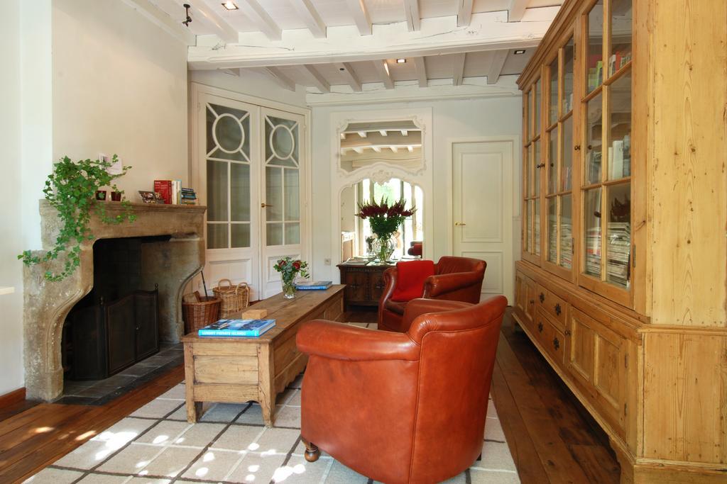 B&B Number 11 Exclusive Guesthouse Μπριζ Εξωτερικό φωτογραφία