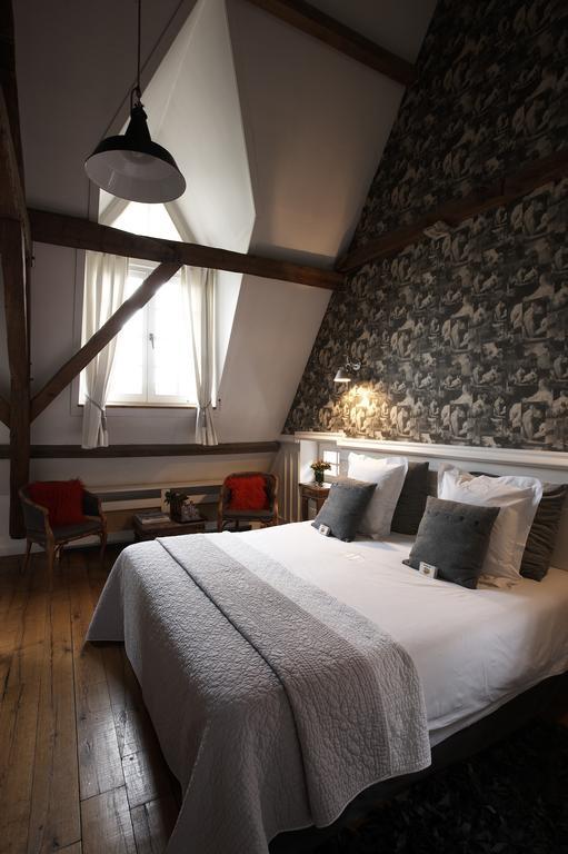B&B Number 11 Exclusive Guesthouse Μπριζ Εξωτερικό φωτογραφία